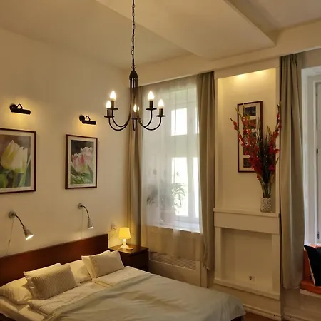 Connection Πανσιόν