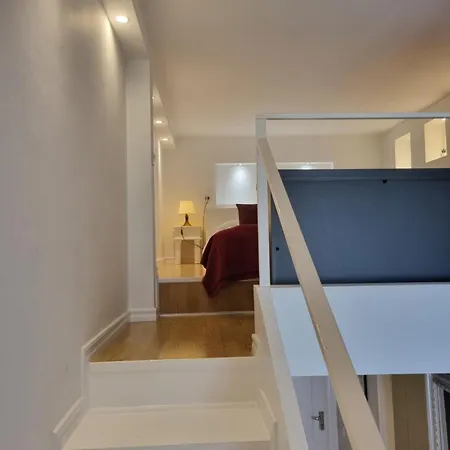 Connection Πανσιόν 4*