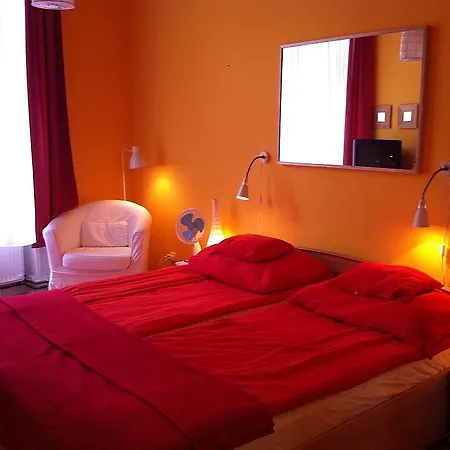 Πανσιόν Connection 4*