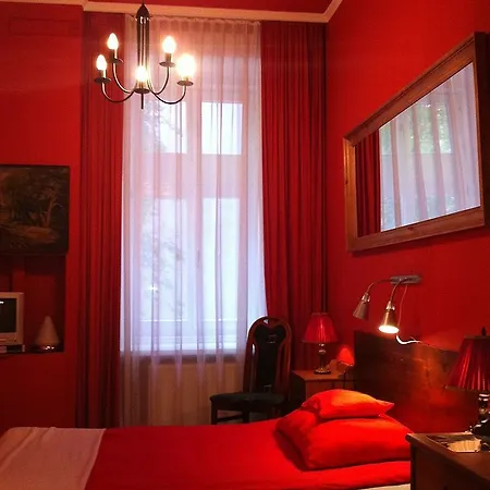 Connection Vendégház 4*