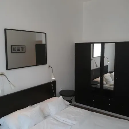 Connection Vendégház 4*