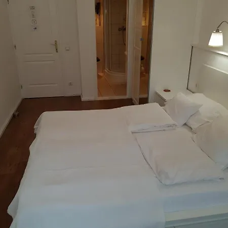 Connection Guest house 3*