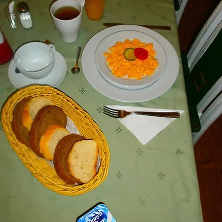 Pensiune Connection 4*