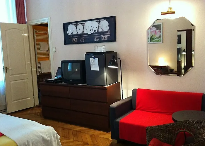 Connection 4* Budapest