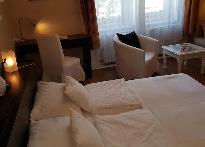 Connection 4* Budapest